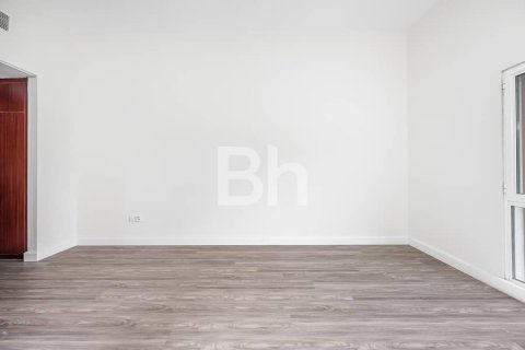 Apartment in Discovery Gardens, Dubai, UAE 45 sq.m. № 730570 - photo 4