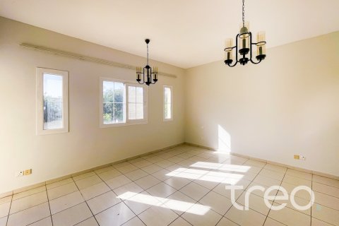 Villa in The Springs, Dubai, UAE 3 bedrooms, 228.17 sq.m. № 733643 - photo 6