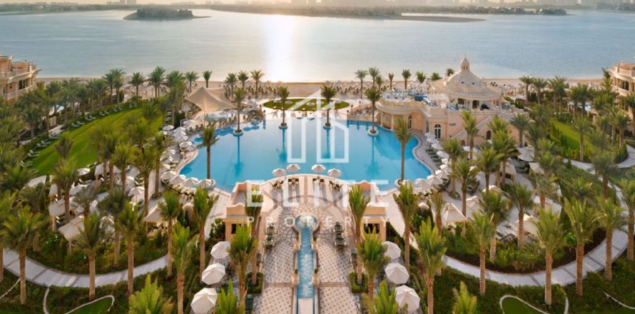 Penthouse in Palm Jumeirah, Dubai, UAE 7 bedrooms, 7219 sq.m. № 736381