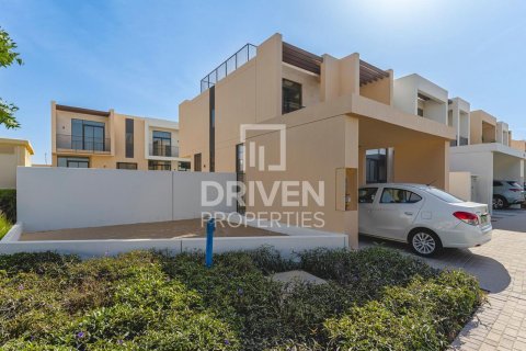 Dubai South (Dubai World Central), Dubai, UAE의 빌라 침실 4개, 334.64제곱미터 번호 759635