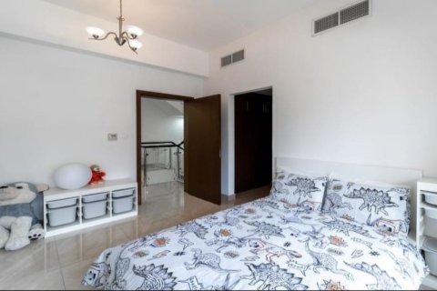 Városi lakóépület itt: Jumeirah Village Circle, Dubai, EAE, 4 hálószoba, 162.92 m², azonosító: 749215 - fénykép 10