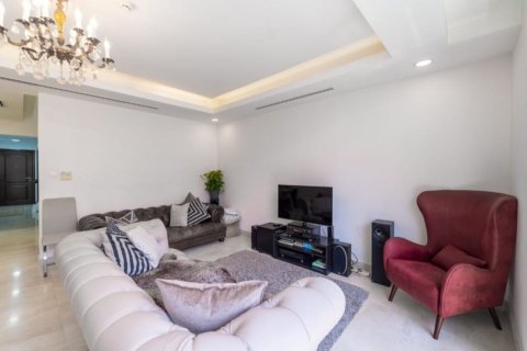 Városi lakóépület itt: Jumeirah Village Circle, Dubai, EAE, 4 hálószoba, 162.92 m², azonosító: 749215 - fénykép 11