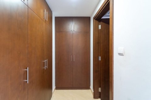 Városi lakóépület itt: Jumeirah Village Circle, Dubai, EAE, 4 hálószoba, 162.92 m², azonosító: 749215 - fénykép 7