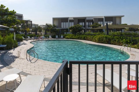 Adosado en alquiler en Tilal Al Ghaf, Dubai, EAU 4 dormitorios, 261.1 m2 № 669690 - foto 5