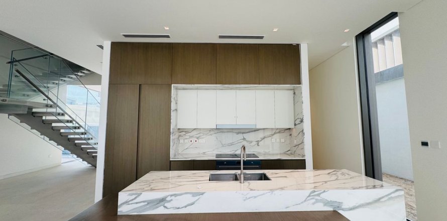 Villa i Dubai, Emiratene 4 soverom, 416.3 kvm nr. 669687