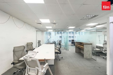 Müüa kontor asukohaga Business Bay, Dubai, AÜE: 77 m² Nr 669688 - pilt 2