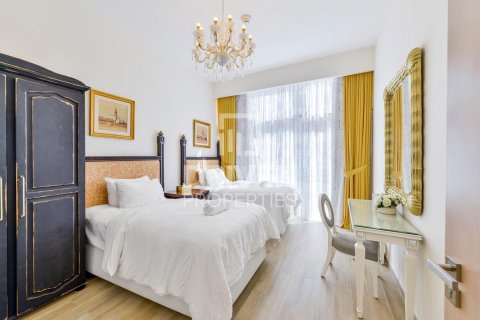 Downtown Dubai (Downtown Burj Dubai), Dubai, संयुक्त अरब अमीरात में अपार्टमेंट, 1 बेडरूम, 97 वर्ग मीटर, संख्या 684677 - फ़ोटो 10