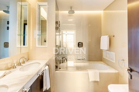 Appartamento in affitto a Downtown Dubai (Downtown Burj Dubai), Dubai, EAU 1 camera da letto, 79.25 mq. № 746110 - foto 9