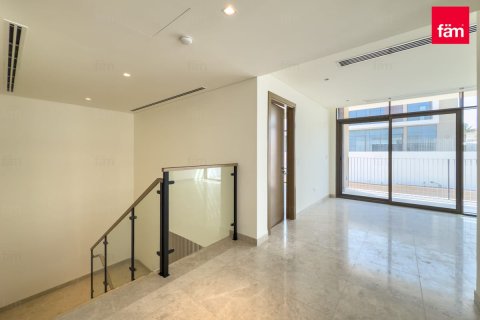 Vila u Al Furjan, Dubai, UAE 4 spavaćih soba, 586.7 m2 Br. 689172 - fotografija 10