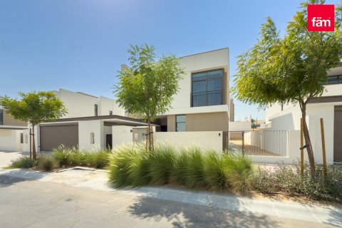 Vila u Al Furjan, Dubai, UAE 4 spavaćih soba, 586.7 m2 Br. 689172 - fotografija 13