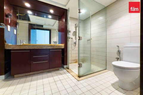 Huoneisto Downtown Dubai (Downtown Burj Dubai), Arabiemiraatit 2 makuuhuonetta, 120.7 m2 № 669815 - kuva 15