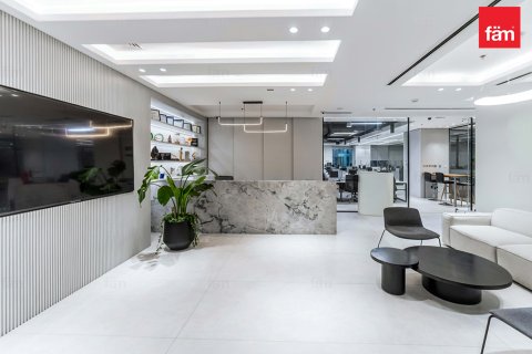 Toimisto Business Bay, Dubai, Arabiemiraatit 561.9 m2 № 669812 - kuva 1