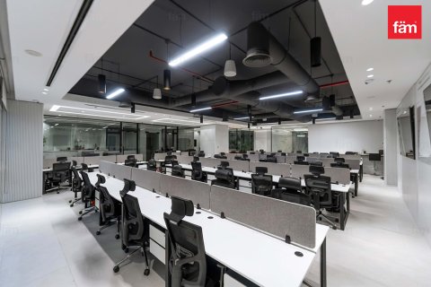 Büroraum zum Verkauf in Business Bay, Dubai, VAE 561.9 m2 Nr. 669812 - Foto 13