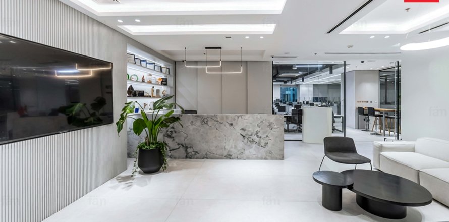 Kancelarija u Business Bay, Dubai, UAE 561.9 m2 Br. 669812