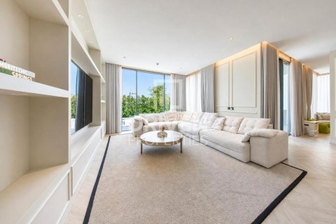 Vilë në Tilal Al Ghaf, Dubai, Emiratet e Bashkuara Arabe 6 dhoma gjumi, 579.99 m2. № 759006 - Foto 2