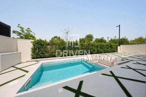 Vilë në Tilal Al Ghaf, Dubai, Emiratet e Bashkuara Arabe 6 dhoma gjumi, 579.99 m2. № 759006 - Foto 28