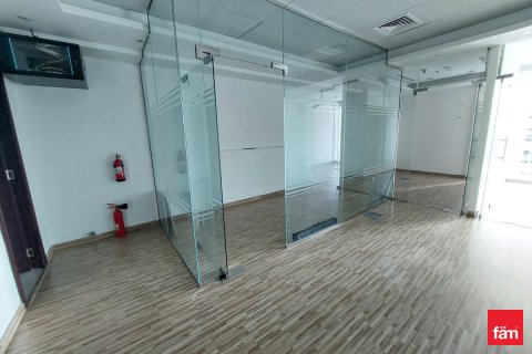 Birojs Business Bay, Dubaijā, AAE 107.5 m2 Nr. 660584 - attēls 3