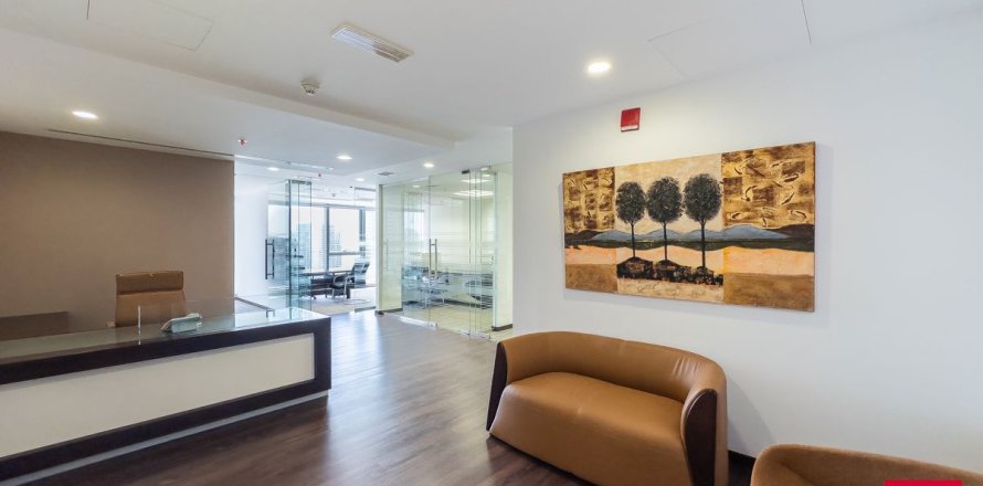 Zyrë në Business Bay, Dubai, Emiratet e Bashkuara Arabe 82.5 m2. № 660585