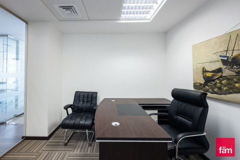 Zyrë në Business Bay, Dubai, Emiratet e Bashkuara Arabe 82.5 m2. № 660585 - Foto 16