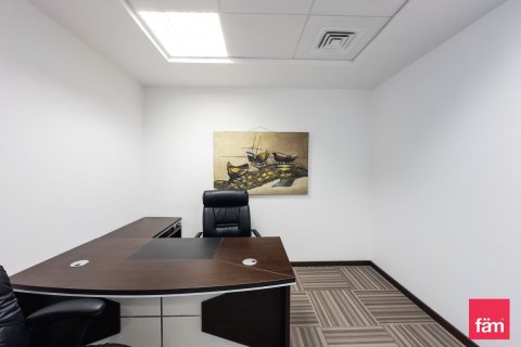 Zyrë në Business Bay, Dubai, Emiratet e Bashkuara Arabe 82.5 m2. № 660585 - Foto 14