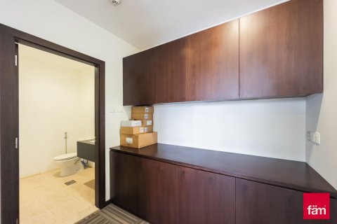 Zyrë në Business Bay, Dubai, Emiratet e Bashkuara Arabe 82.5 m2. № 660585 - Foto 25
