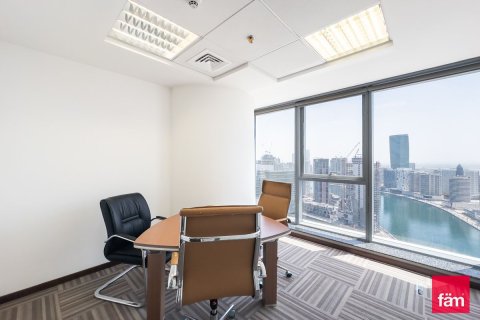 Zyrë në Business Bay, Dubai, Emiratet e Bashkuara Arabe 82.5 m2. № 660585 - Foto 6