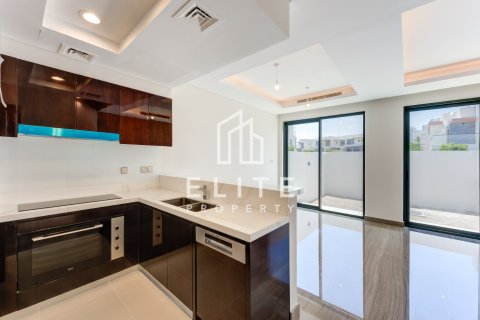 Maison de ville à vendre à  Dubai, EAU 4 chambres, 149 m2 № 736199 - photo 4