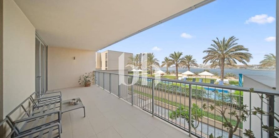 Adosado en Al Raha Beach, Abu Dhabi, EAU 3 dormitorios, 323 m² № 642522