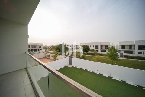 Huvila Yas Island, Abu Dhabi, Arabiemiraatit 4 makuuhuonetta, 355 m2 № 642523 - kuva 17