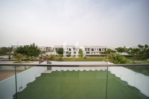 Huvila Yas Island, Abu Dhabi, Arabiemiraatit 4 makuuhuonetta, 355 m2 № 642523 - kuva 16