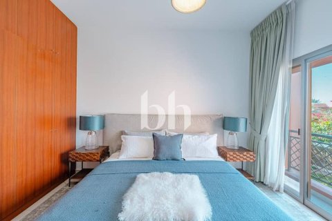 Vila di Abu Dhabi, UEA 4 kamar tidur, 263 m2 nomor 642521 - foto 6