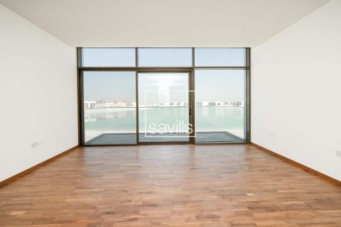 ویلا برای فروش در  Abu Dhabi، امارات متحده عربی  6 خوابه ، 2414.64 متر مربع ، شماره 755361 - تصویر 16