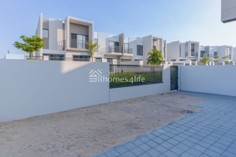 ویلا برای فروش در  Dubai Land، Dubai، امارات متحده عربی  4 خوابه ، 383 متر مربع ، شماره 715195 - تصویر 5