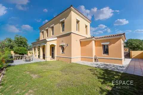 Willa na sprzedaż w Arabian Ranches, Dubai, ZEA 4 sypialnie, 273 mkw., nr 649619 - zdjęcie 1