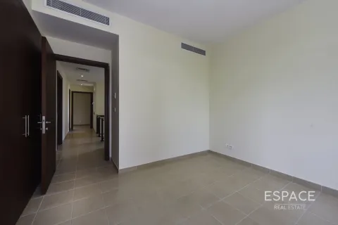 Willa na sprzedaż w Arabian Ranches, Dubai, ZEA 4 sypialnie, 273 mkw., nr 649619 - zdjęcie 6