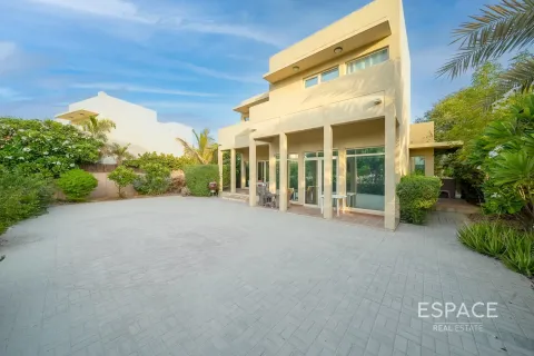 Vila v Arabian Ranches, Dubai, SAE 3 ložnice, 299 m² Č.: 649618 - fotografie 1