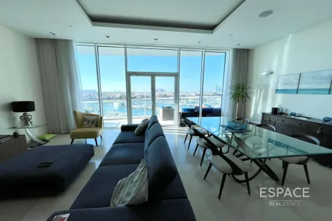 Apartament në Palm Jumeirah, Dubai, Emiratet e Bashkuara Arabe 2 dhoma gjumi, 159 m2. № 649620 - Foto 3