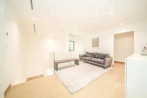 Vilë në Meadows, Dubai, Emiratet e Bashkuara Arabe 5 dhoma gjumi, 390 m2. № 649621 - Foto 9