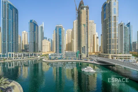 Apartment in Dubai Marina, UAE 2 bedrooms, 117 sq.m. № 649623 - photo 1