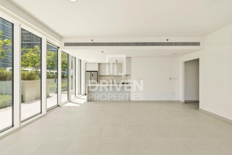 Apartamento para arrendamento em Dubai Harbour, Dubai, EAU 3 quartos, 204.94 m2 № 745058 - foto 5