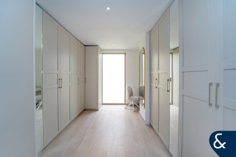 Vila di Dubai Sports City, Dubai, UEA 5 kamar tidur, 557 m2 nomor 671224 - foto 10