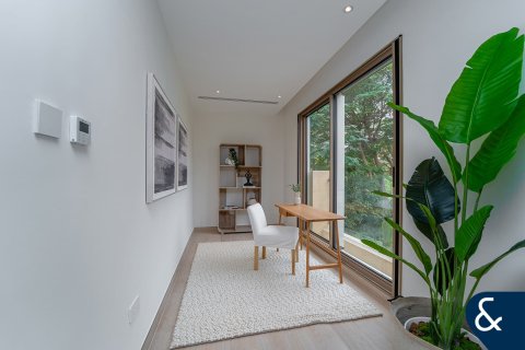 Vila di Dubai Sports City, Dubai, UEA 5 kamar tidur, 557 m2 nomor 671224 - foto 12