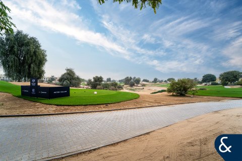 Vila di Dubai Sports City, Dubai, UEA 5 kamar tidur, 557 m2 nomor 671224 - foto 22