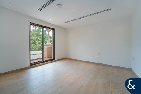 Vila di Dubai Sports City, Dubai, UEA 5 kamar tidur, 557 m2 nomor 671224 - foto 16