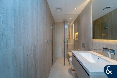 Vila di Dubai Sports City, Dubai, UEA 5 kamar tidur, 557 m2 nomor 671224 - foto 15