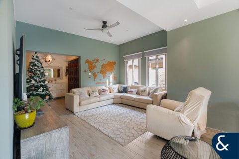 Vila di The Springs, Dubai, UEA 3 kamar tidur, 251 m2 nomor 671220 - foto 2