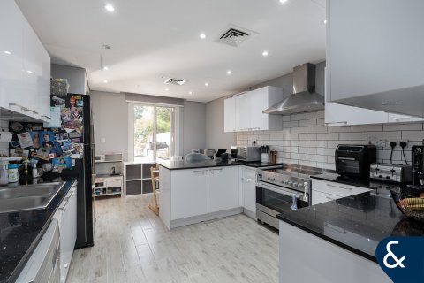 Vila di The Springs, Dubai, UEA 3 kamar tidur, 251 m2 nomor 671220 - foto 7