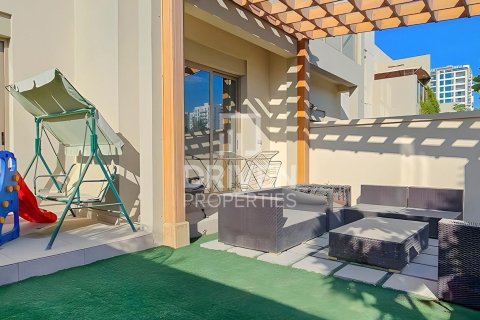 Снять в аренду таунхаус в Al Furjan, Дубай, ОАЭ 3 спальни, 231.98м2, № 757106 - фото 7