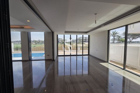 Vila di DAMAC Hills (Akoya by DAMAC), Dubai, UEA 7 kamar tidur, 519 m2 nomor 715927 - foto 3