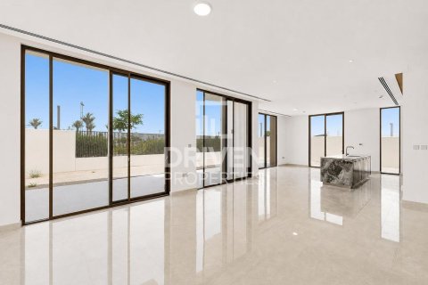 Villa in Dubai Hills Estate, UAE 5 bedrooms, 853.5 sq.m. № 743522 - photo 6